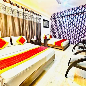 Bed & Breakfast Classic Plaza At Delhi Airport